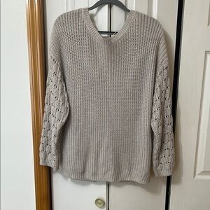 Express Sweater w/back knot
